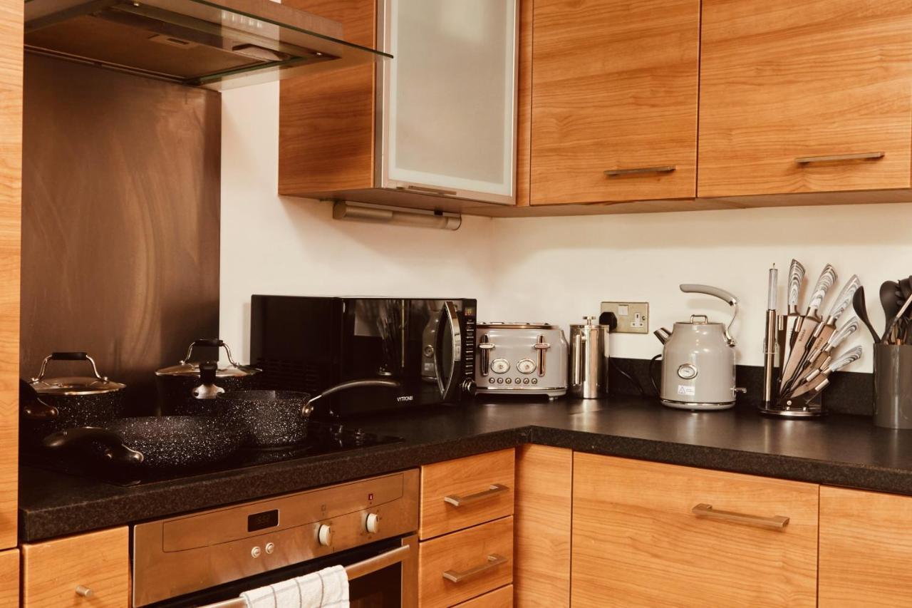Deluxe City Apt, Beautiful River View,Free Parking No Balcony Leeds  Luaran gambar